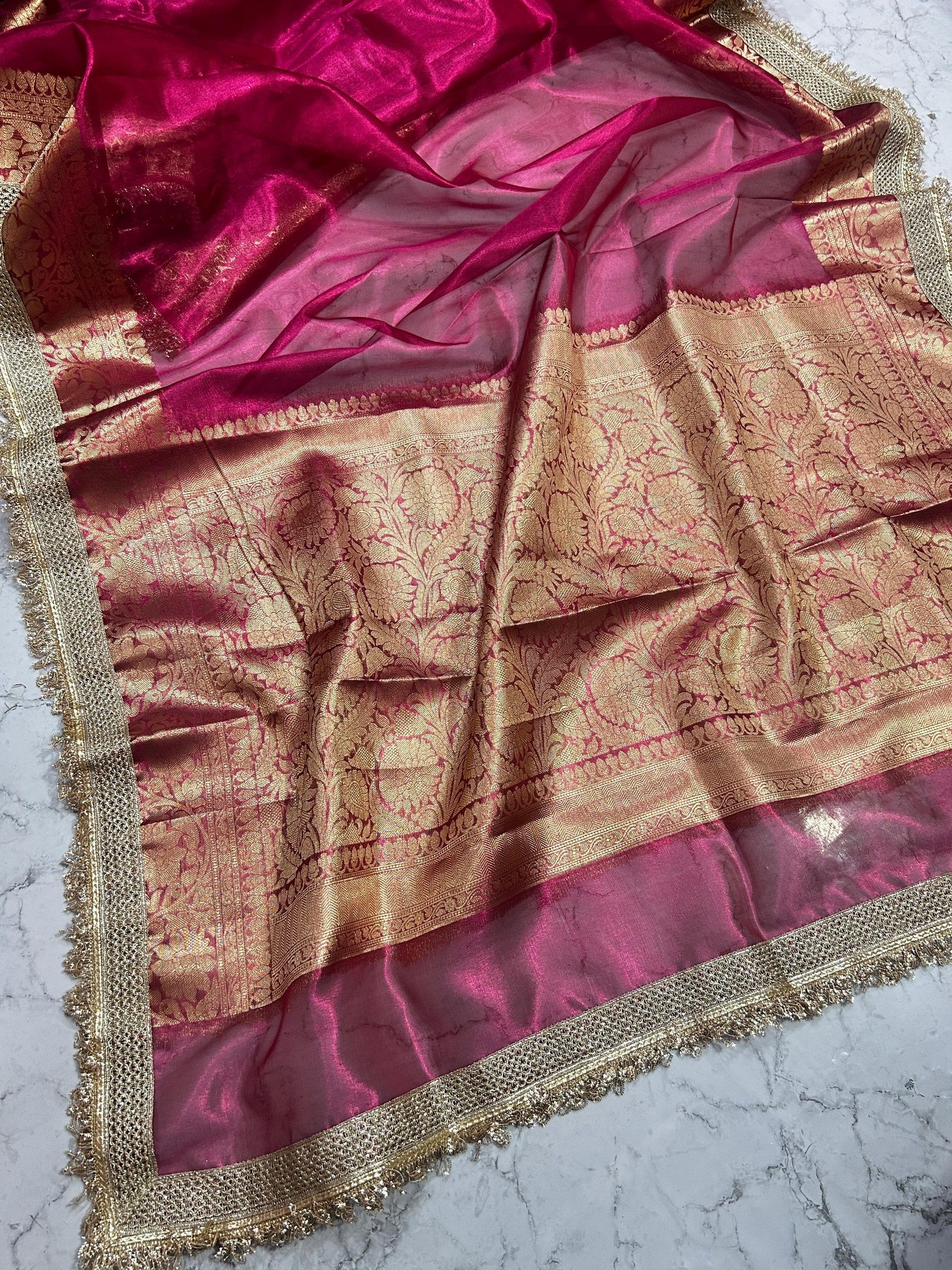Tissue Organza Kiran Border, on our Instagram