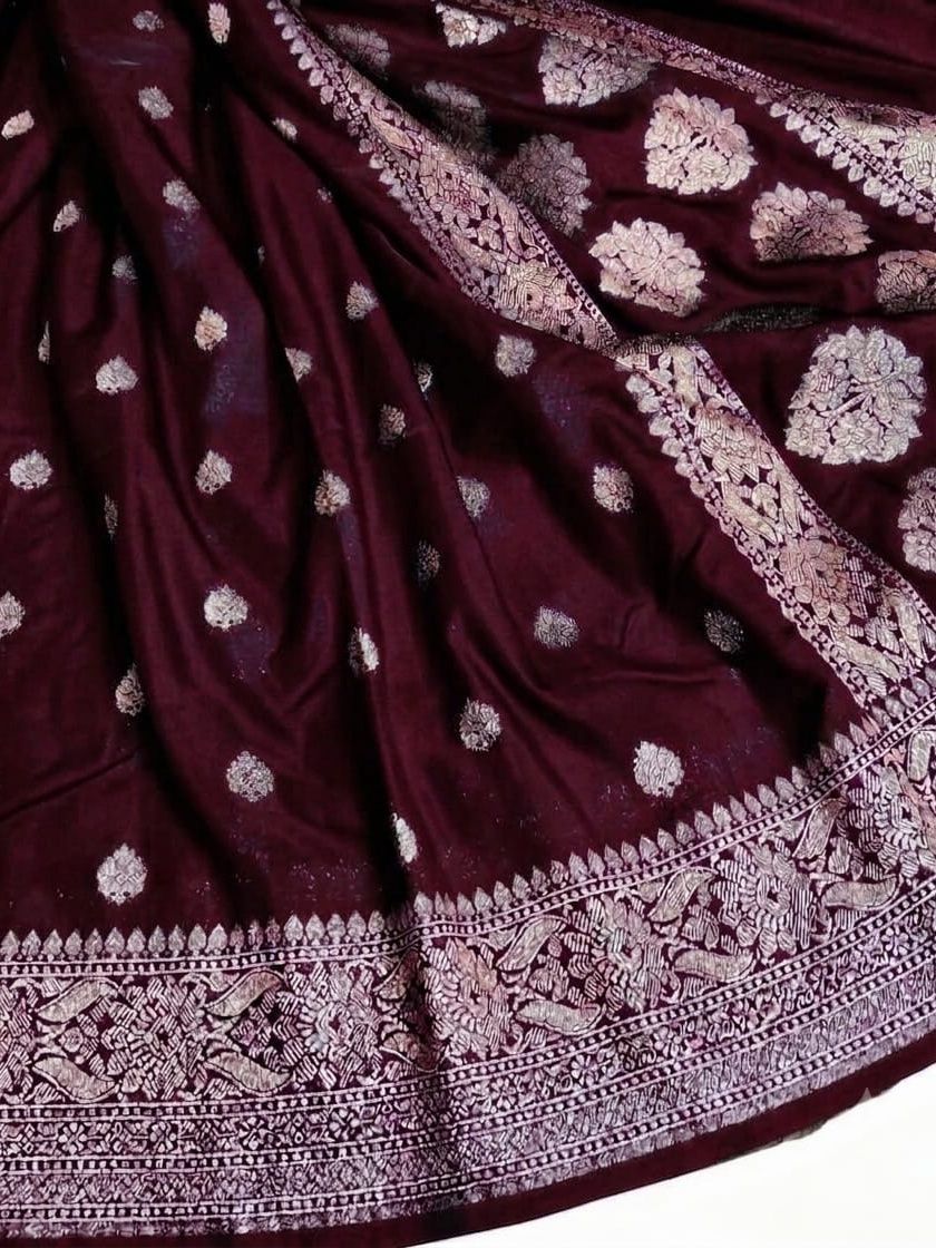 Banarasi Silk Floral Bouquet Buta, photograph 3 of 10
