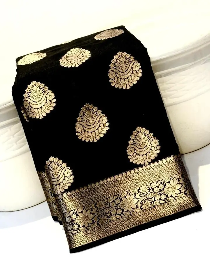 Banarasi Silk Kalash Crest Buta, photograph 1 of 5